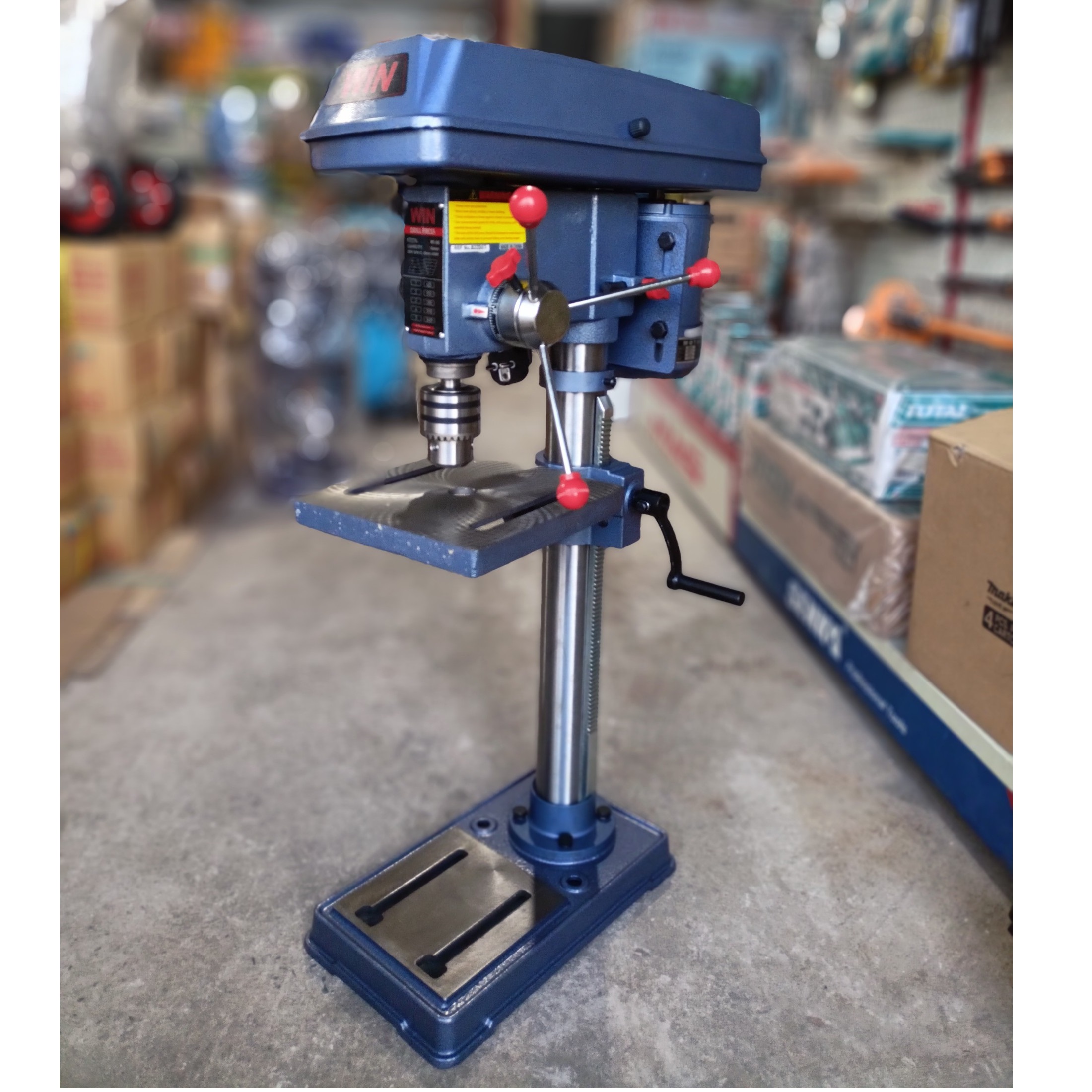 Ưu điểm của máy khoan bàn