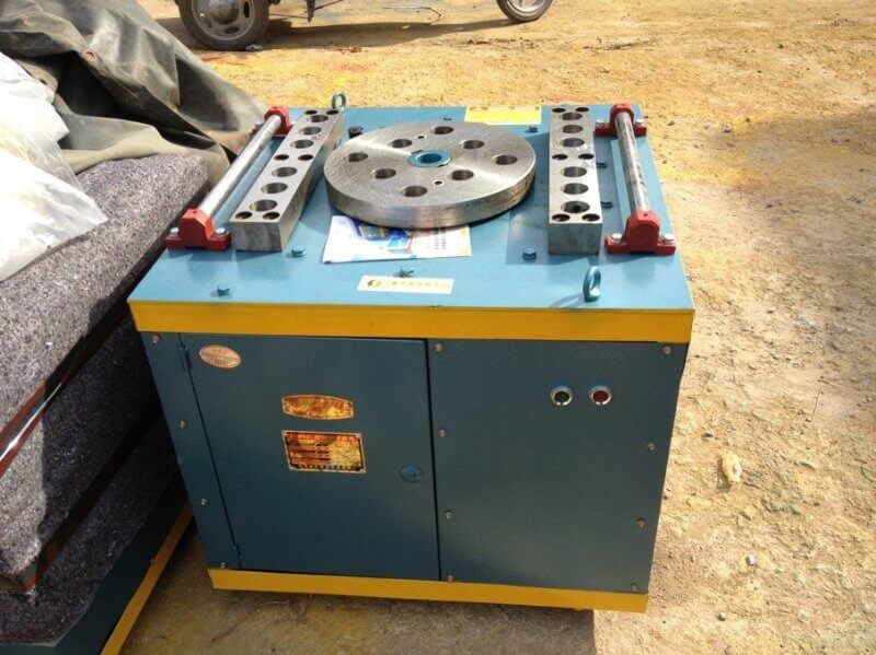 Vận hành máy uốn sắt