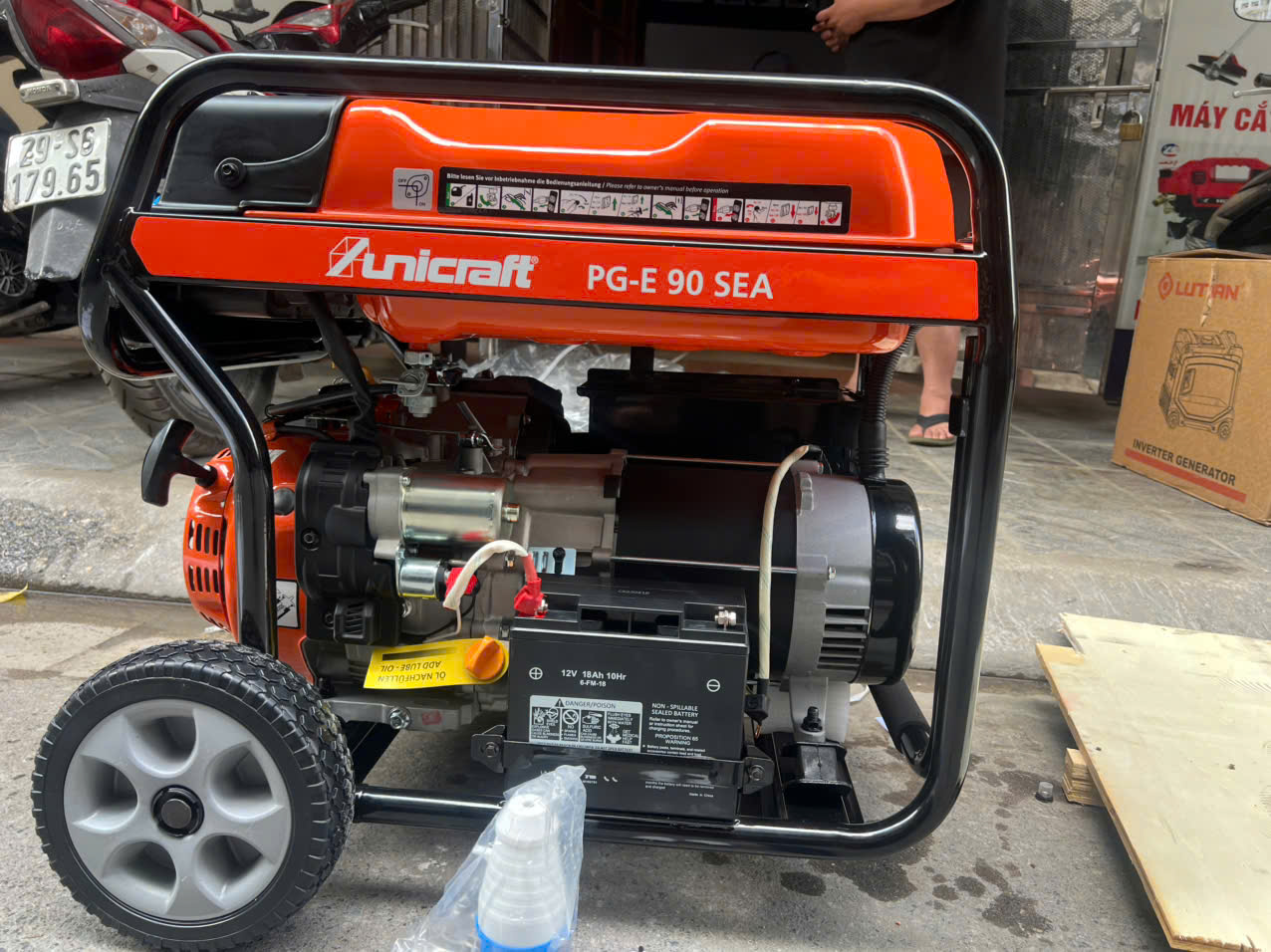 Máy Phát Điện Chạy Xăng Unicraft 8Kw PGE90SEA