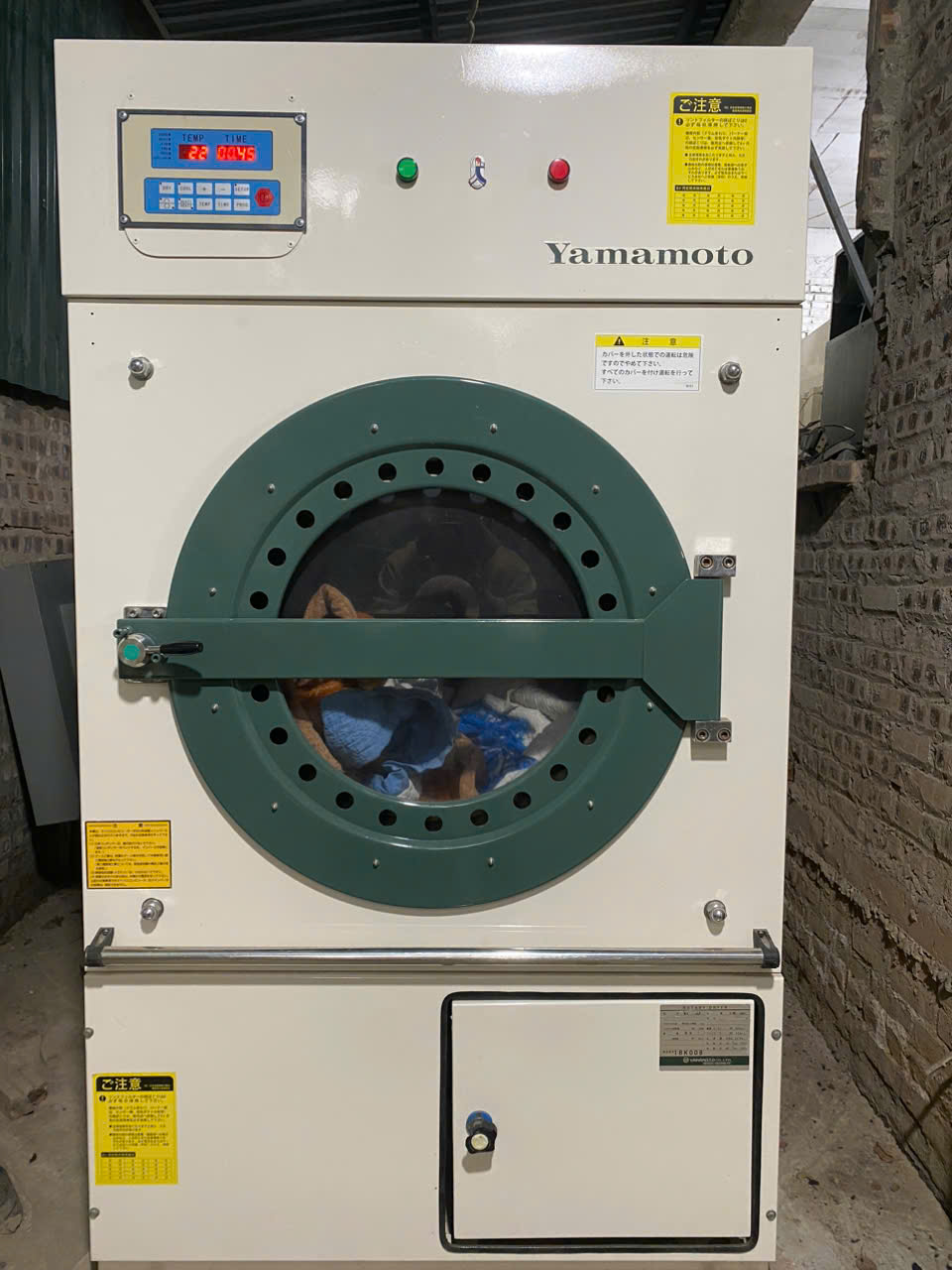 Máy giặt công nghiệp Yamamoto
