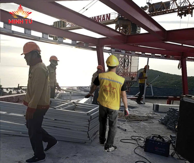 Thi cong tại phú quốc 1 tết am lịch