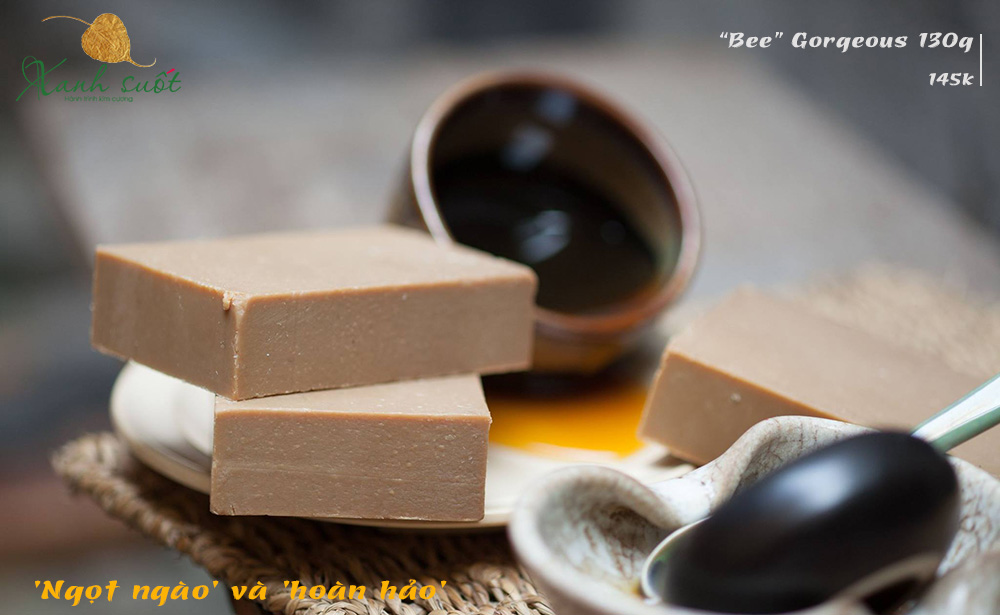 xà phòng tự mật ong và phấn hoa