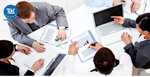 thu-tuc-cap-lai-giay-phep-lao-dong-cho-chuyen-gia-khoa-hoc-cong-nghe-lam-viec-tai-viet-nam