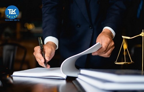 thu-tuc-yeu-cau-tuyen-bo-hop-dong-lao-dong-thoa-uoc-lao-dong-tap-the-vo-hieu