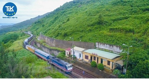 thu-tuc-de-nghi-cap-giay-phep-lai-tau-cho-lai-tau-tren-cac-tuyen-duong-sat-dang-khai-thac