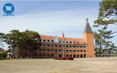 thanh-lap-truong-cao-dang-su-pham-cong-lap-hoac-cho-phep-thanh-lap-truong-cao-dang-su-pham-tu-thuc