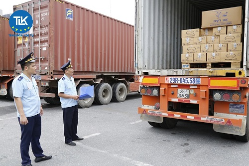 thu-tuc-hai-quan-doi-voi-hang-hoa-qua-canh