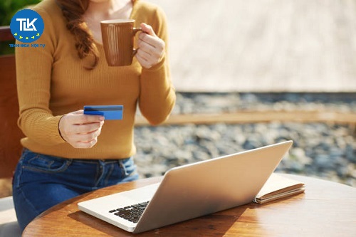 thu-tuc-chuyen-quyen-so-huu-chung-khoan-ngoai-he-thong-giao-dich-chung-khoan-doi-voi-truong-hop-phai-co-y-kien-chap-thuan-cua-uy-ban-chung-khoan-nha-nuoc