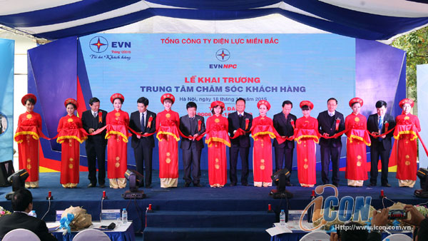 Ra mắt trung tâm chăm sóc khách hàng của EVNNPC