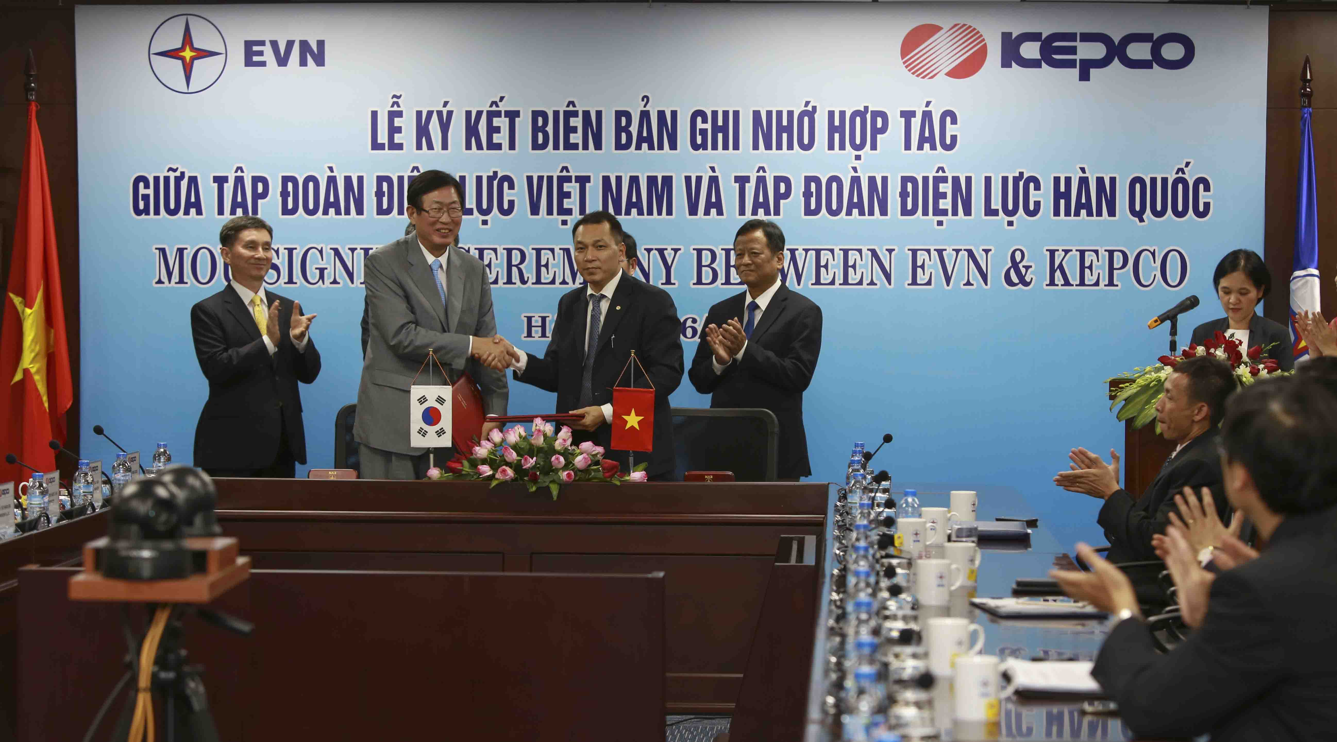 EVN hợp tác với Hàn Quốc trong lĩnh vực điện lực