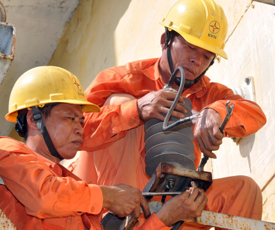 Hà Nội hoàn thành 24 công trình lưới điện 110 kV trong 2015