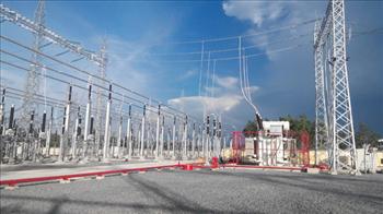 Đóng điện vận hành Trạm biến áp 220 kV Tây Ninh