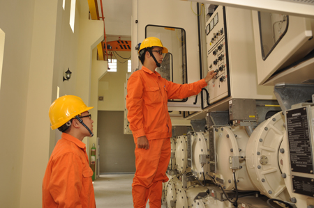Hà Nội hoàn thành Trạm biến áp 220Kv đầu tiên