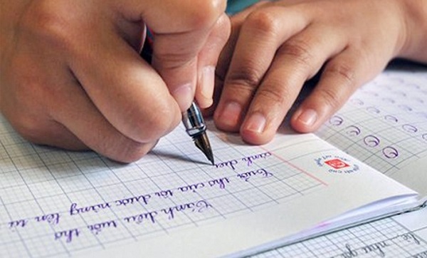 Khi lia bút cần nhấc bút lên và đưa nhanh sang điểm khác trên mặt giấy