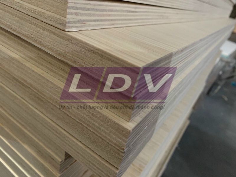 Đặc điểm của gỗ Plywood