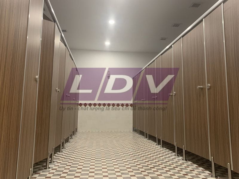 Hướng dẫn lắp đặt vách ngăn vệ sinh chi tiết