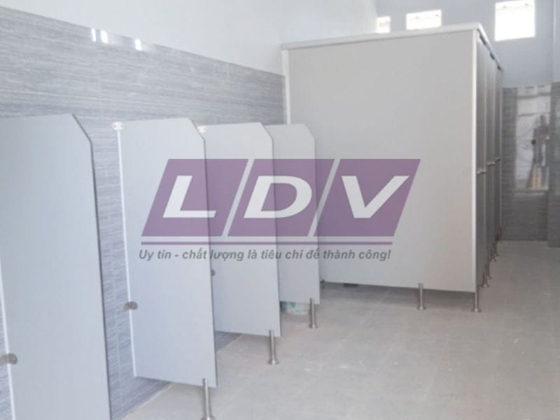 Tầm quan trọng của vách ngăn tiểu nam