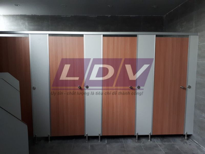 Thông số kỹ thuật vách ngăn vệ sinh Compact