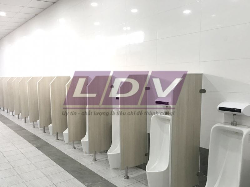 Tiêu chuẩn kích thước vách ngăn tiểu nam