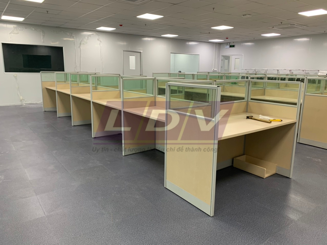 Dự án vách ngăn bàn làm việc - Bắc Giang