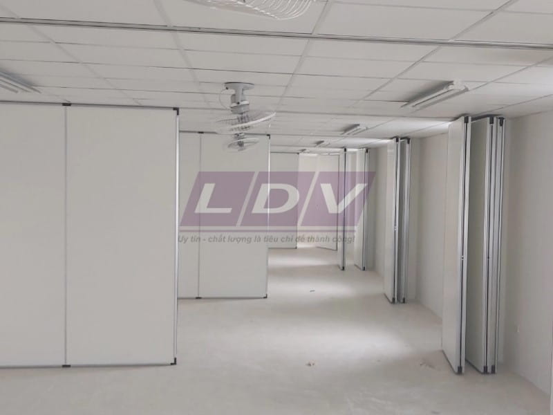 Vách ngăn di động