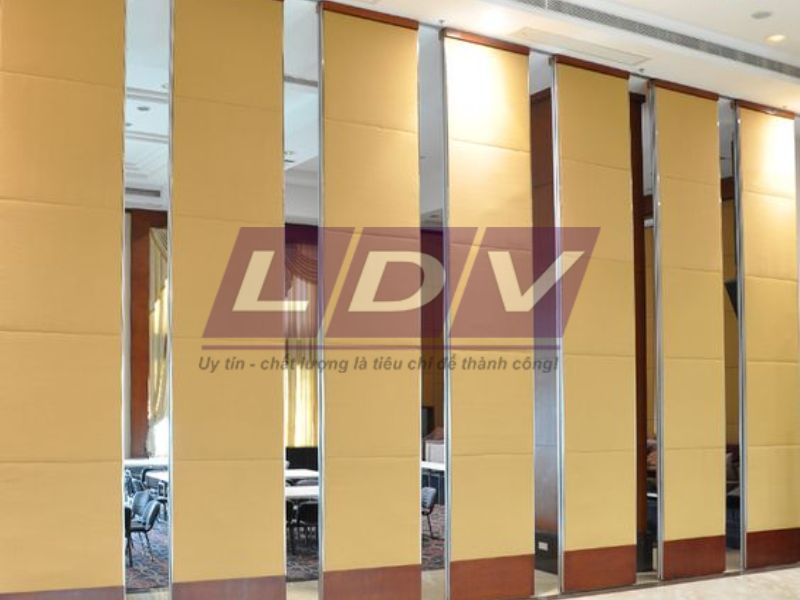 Vách ngăn di động nỉ