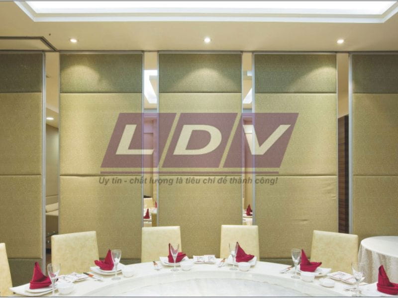 Vách ngăn gấp lại được bằng nỉ
