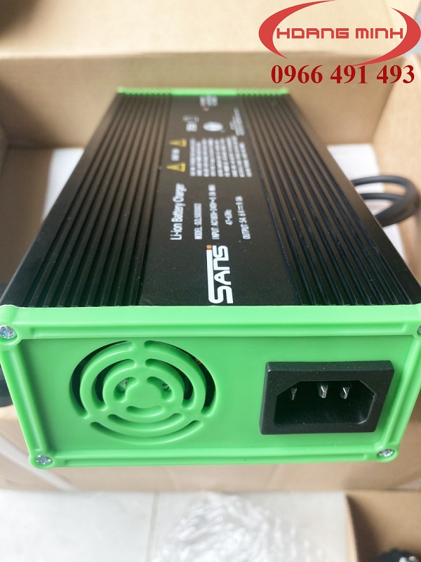 Bộ sạc xe nâng điện PTE20N 48V9a