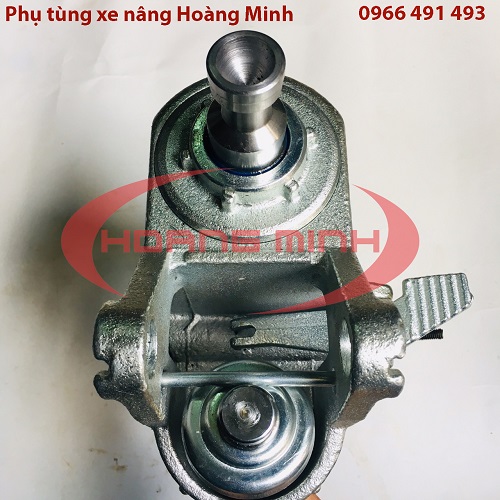 COn đội xe nâng tay- Phụ tùng xe nâng tay Hoàng minh giá rẻ