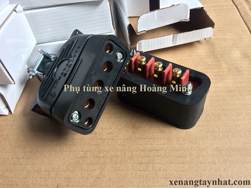 Giắc găm sạc ắc quy xe nâng điện 250V-30A- Phụ tùng xe nâng Hoàng Minh