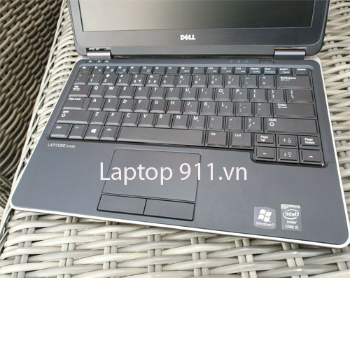 Laptop Dell Latitude E7240 dòng cao cấp, nhỏ gọn và thông minh