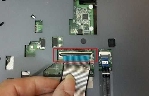 sửa bàn phím laptop không nhận