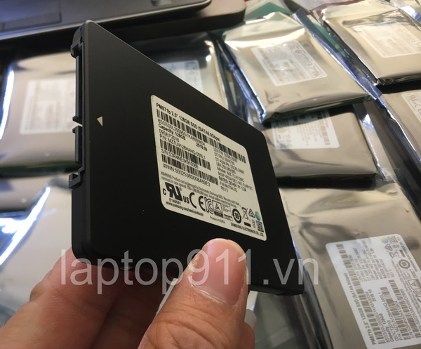 ổ cứng ssd samsung 128gb pm871