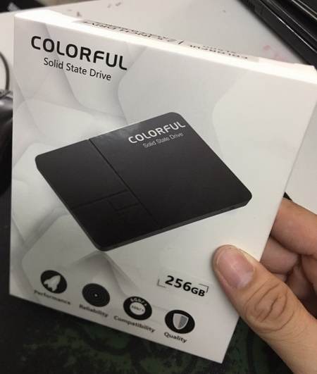 ổ cứng SSD 256gb colorful SL500