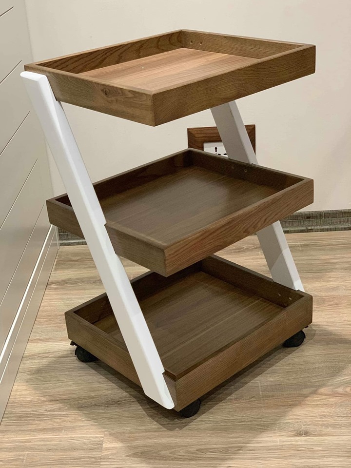 kệ để đồ spa