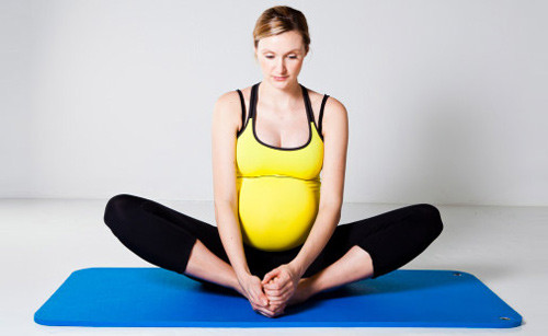 Tư thế yoga cánh bướm