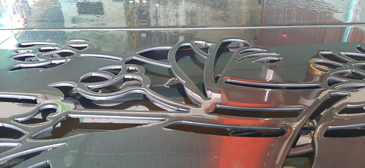 cắt cnc kim loại