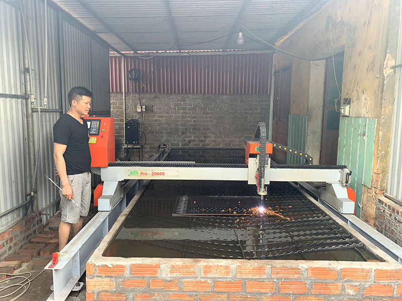 máy cắt plasma cnc