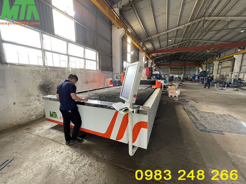 máy cắt cnc