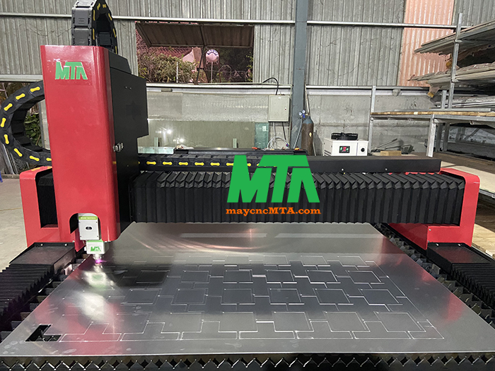 máy laser cắt nhôm chất lượng