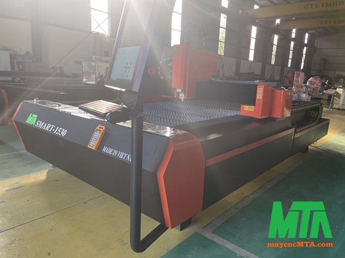 máy cắt laser cnc