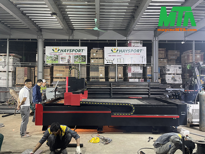 máy cắt cnc laser