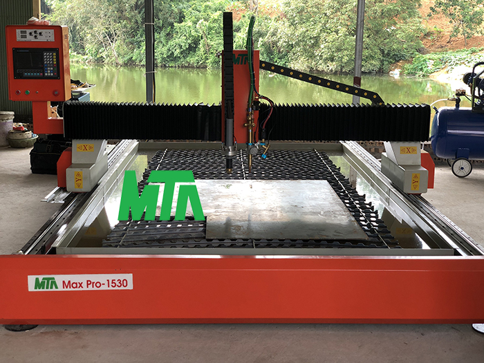 máy cắt Plasma CNC