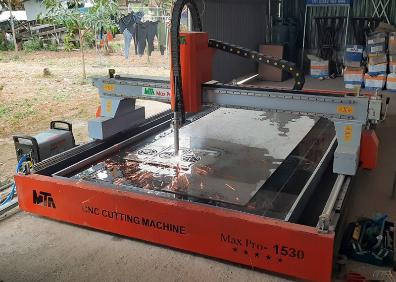 máy cắt plasma