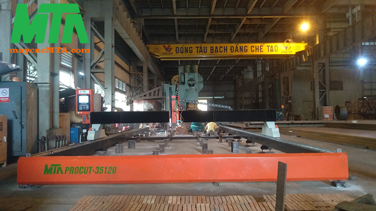 máy cắt Plasma CNC