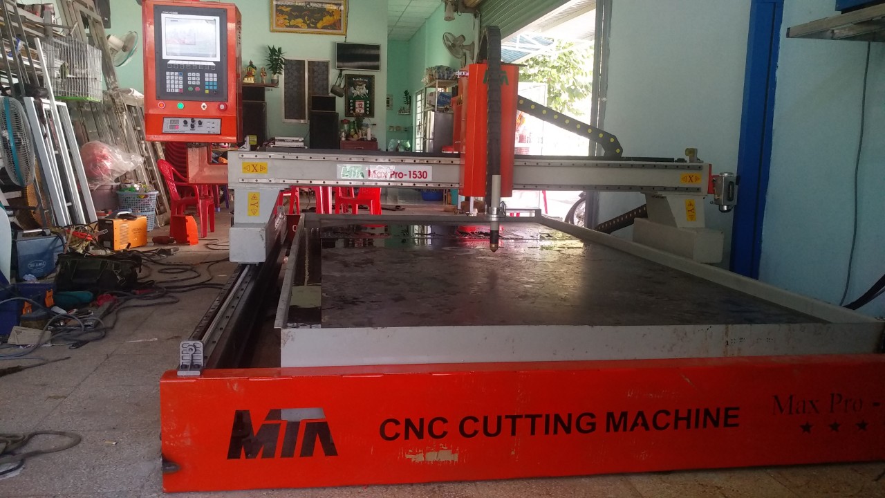 máy cắt plasma cnc