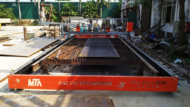 máy cắt plasma cnc