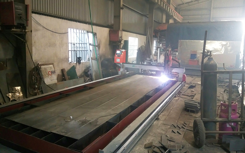 máy cắt sắt cnc