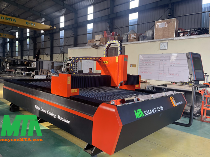 máy cắt laser cnc