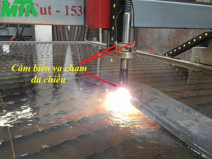 máy cắt plasma cnc